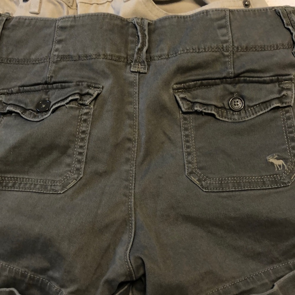 Shorts - Picture 4 of 6